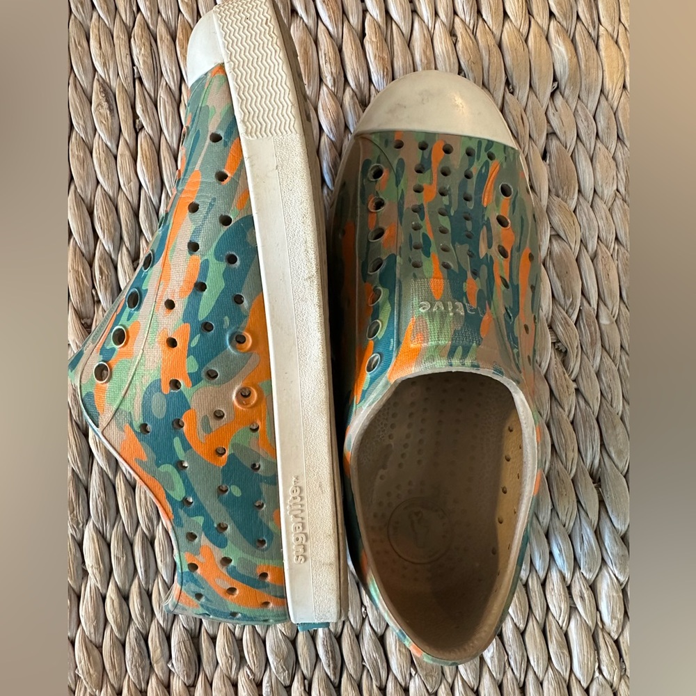 Native Kid Shoes size:C13 Multi Color